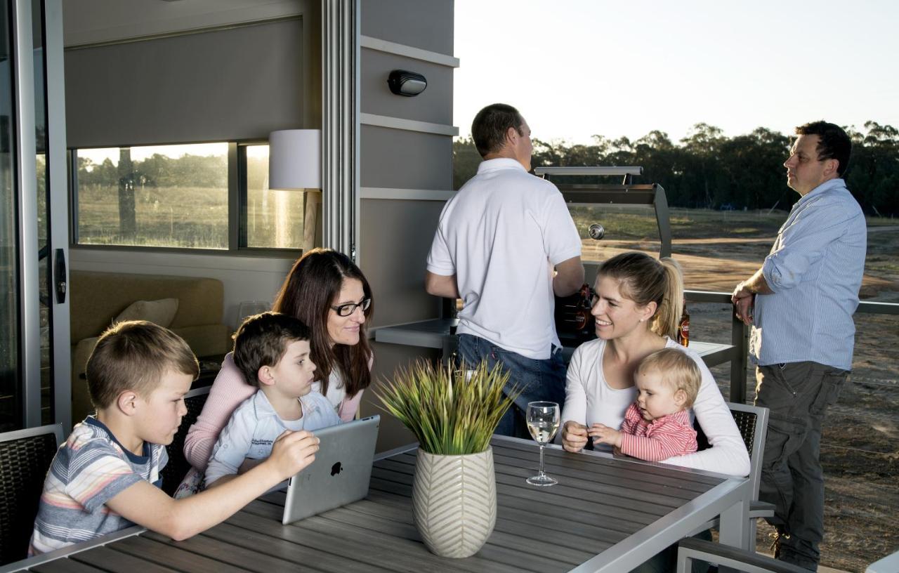 Savannah Cabins, Taronga Western Plains Zoo Dubbo Exterior photo